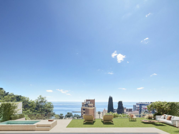 2-bedroom Apartment In Málaga, Spain (276 M²)