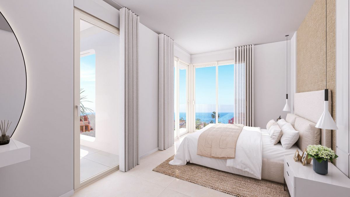 3-bedroom Apartment In Casares, Spain (154 M²)