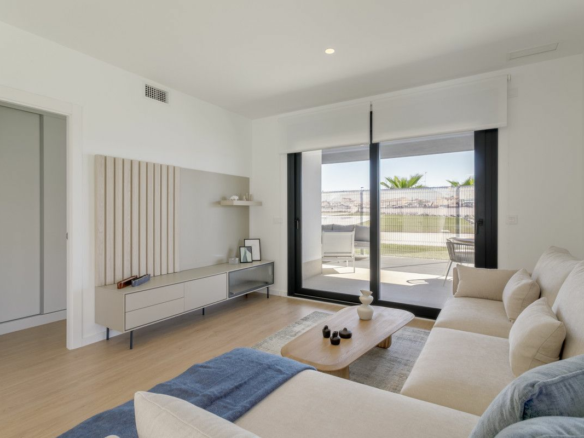 2-bedroom Apartment In Torrevieja, Spain (76 M²)