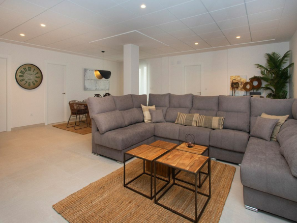 3-bedroom Villa In Hondon De Las Nieves, Spain (229 M²)