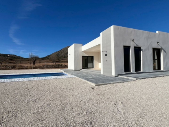 3-bedroom Villa In Hondón De Las Nieves, Spain (153 M²)