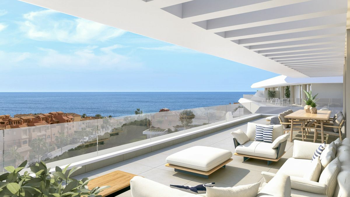2-bedroom Apartment In Casares, Spain (114 M²)