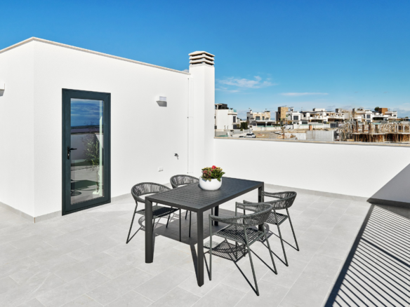 3-bedroom Villa In San Miguel De Salinas, Spain (237 M²)
