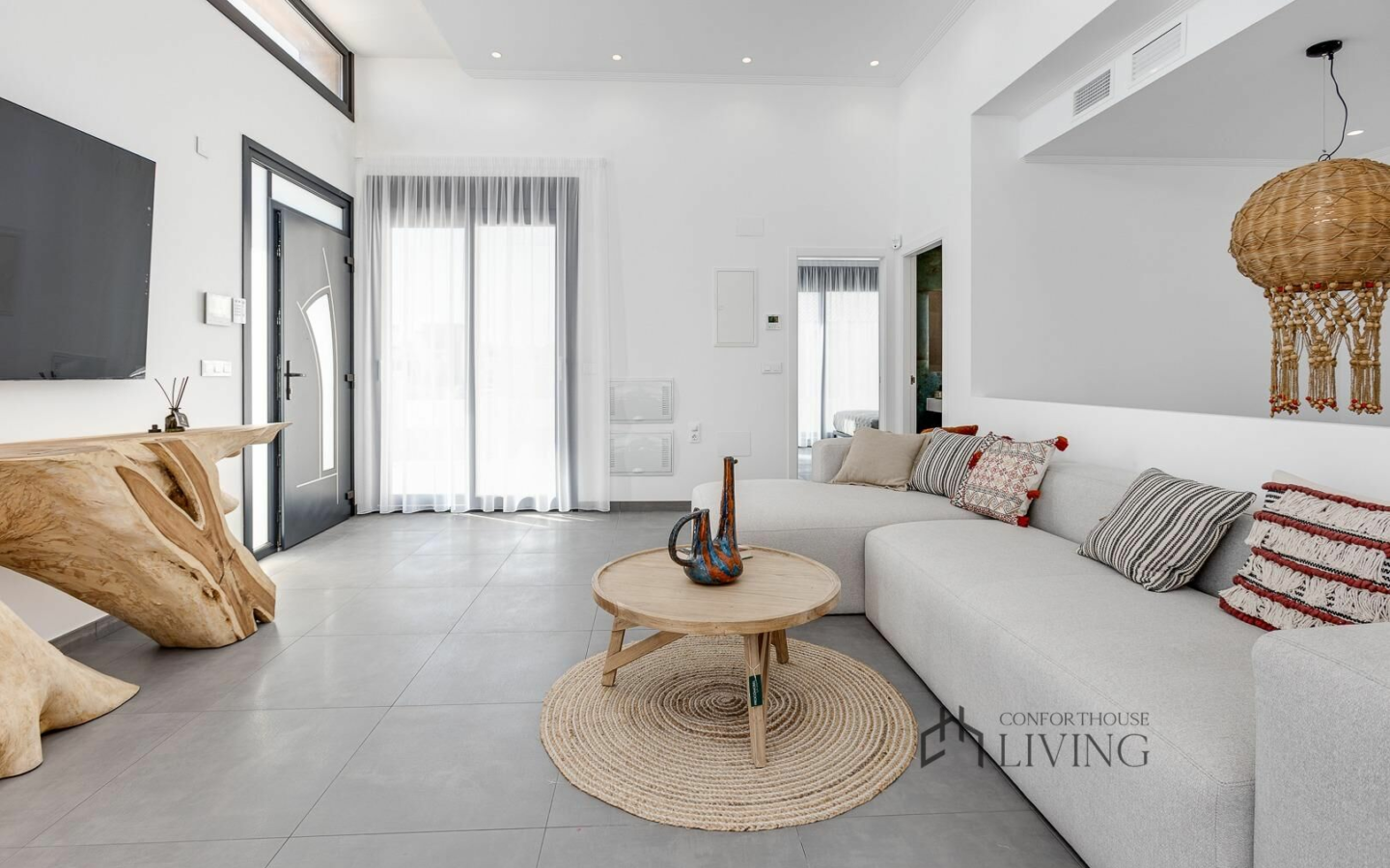 4-bedroom Villa In Torrevieja, Spain (310 M²)