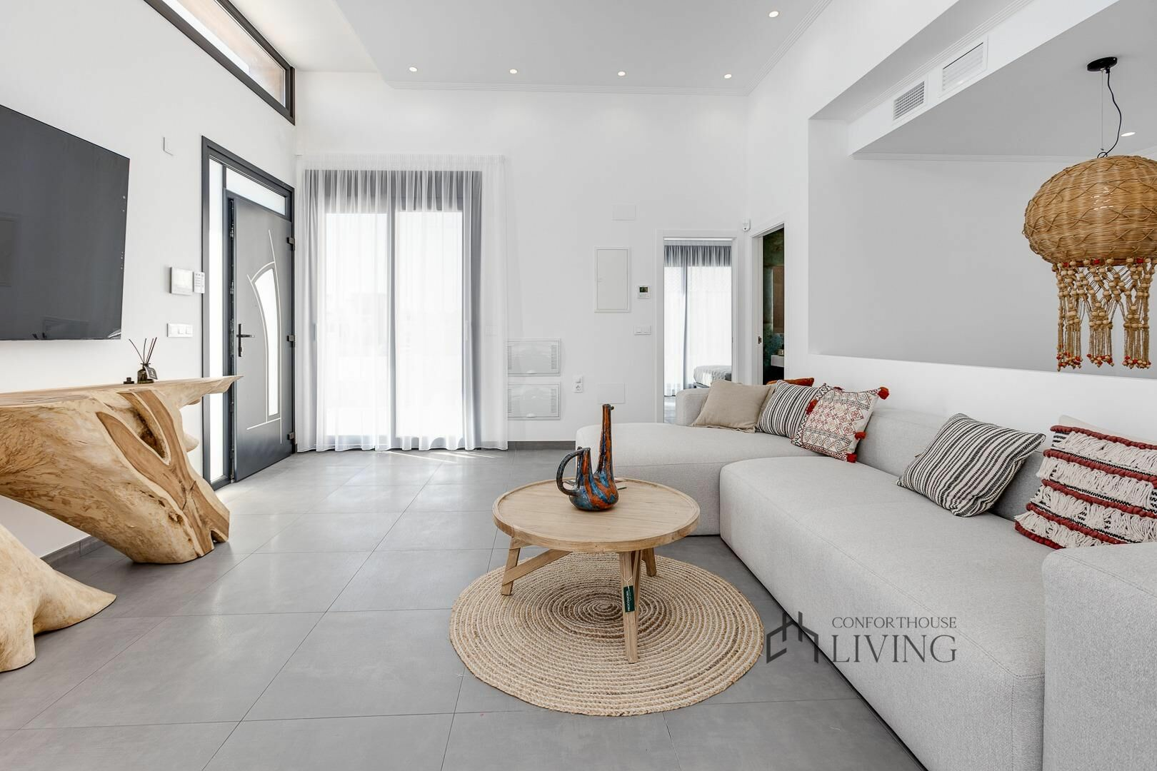 4-bedroom Villa In Torrevieja, Spain (310 M²)