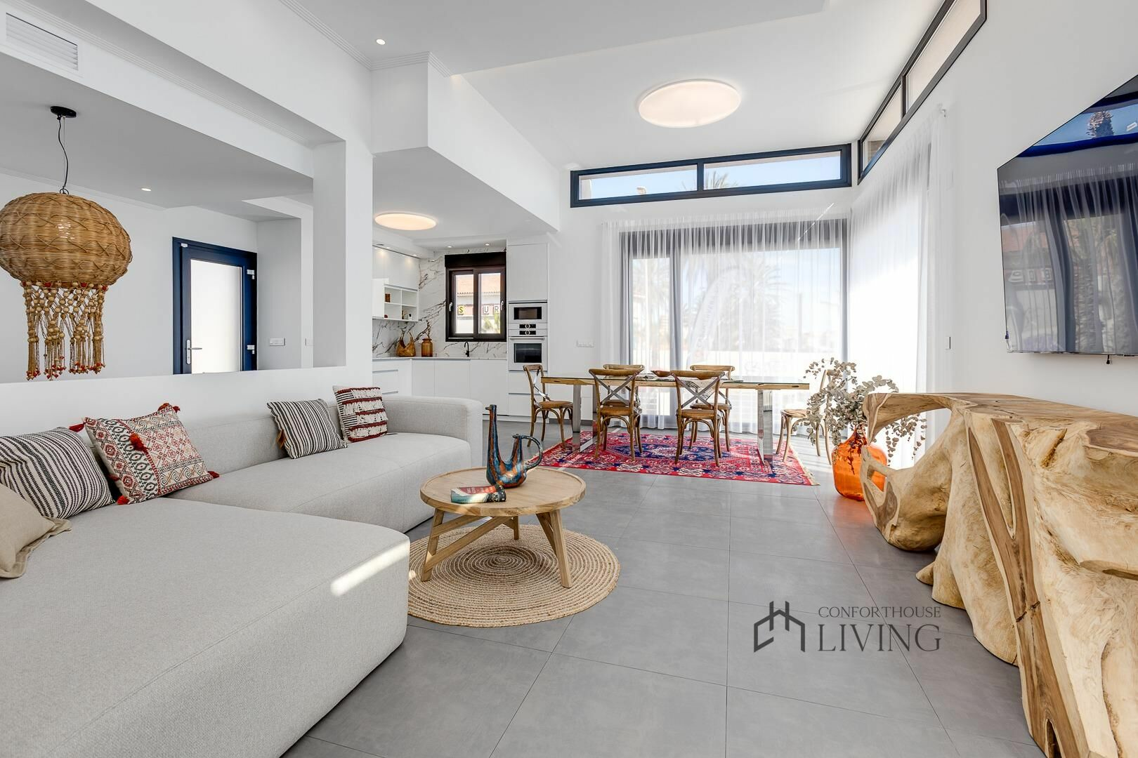 4-bedroom Villa In Torrevieja, Spain (310 M²)