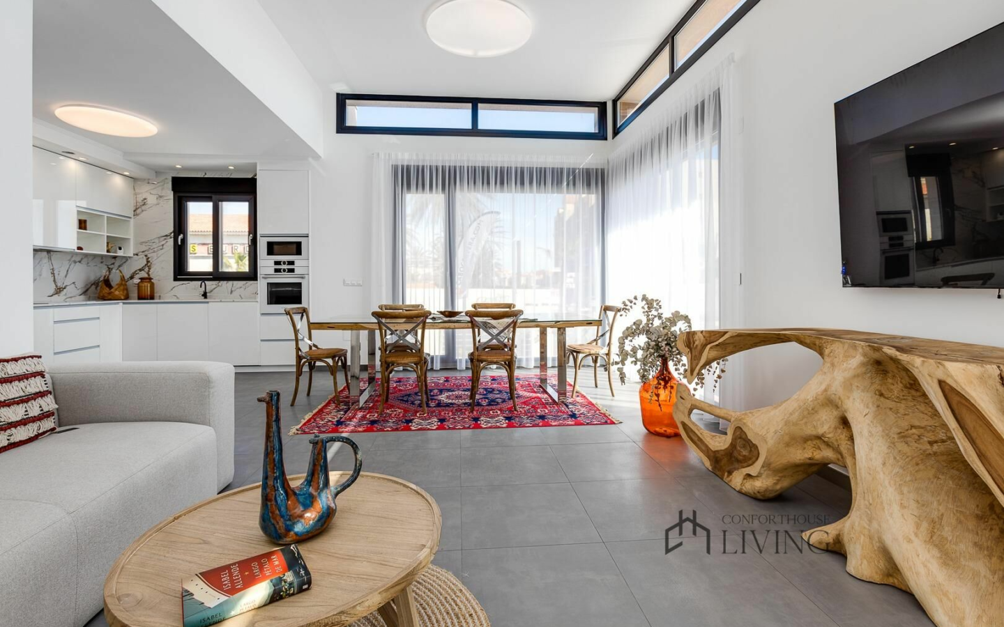 4-bedroom Villa In Torrevieja, Spain (310 M²)