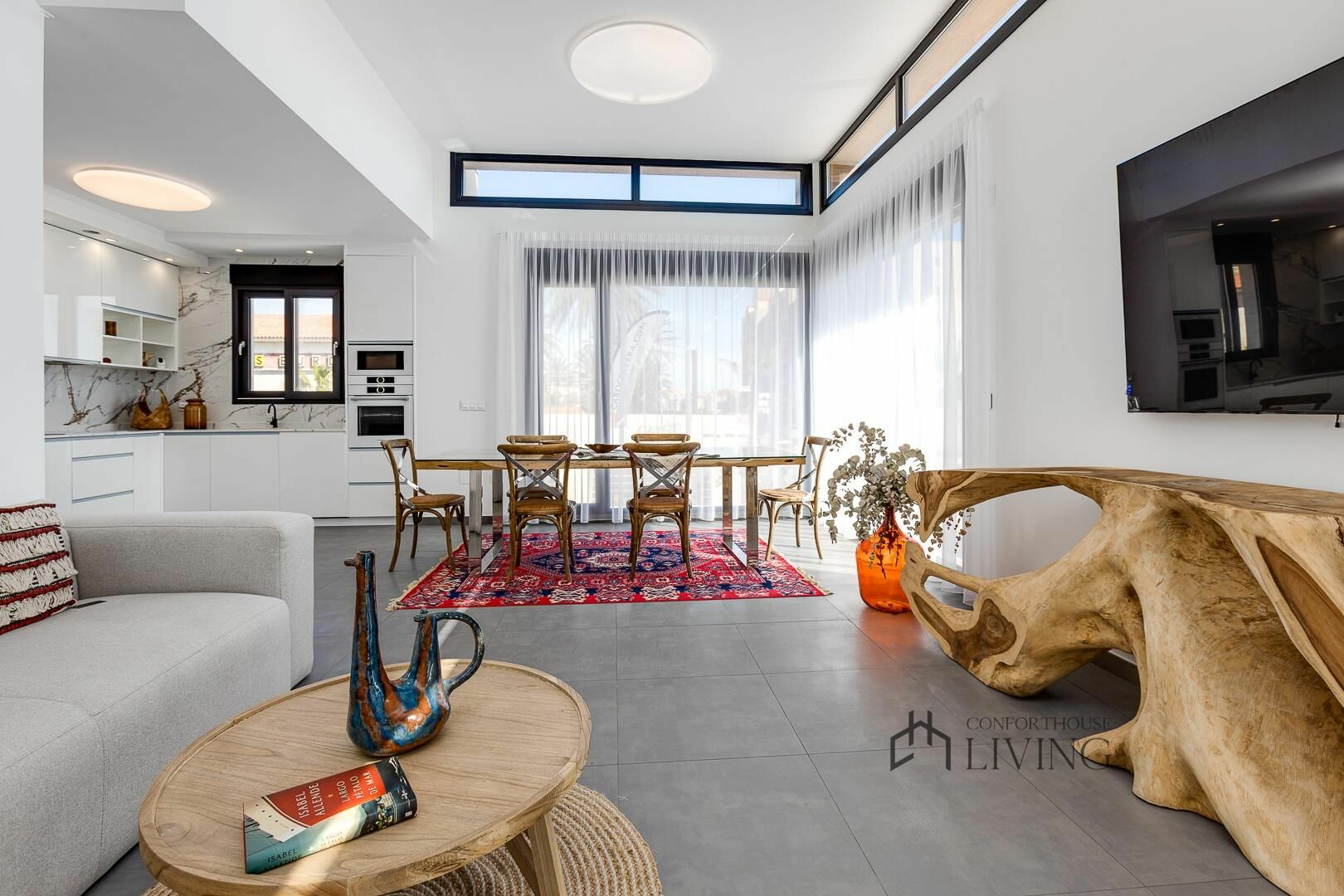 4-bedroom Villa In Torrevieja, Spain (310 M²)