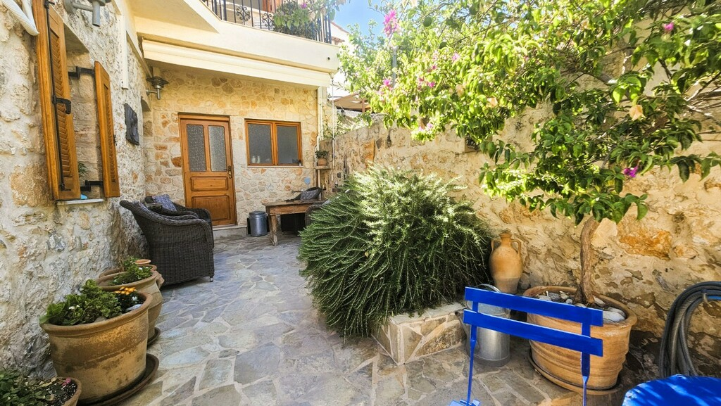 1-bedroom Maisonette In Chersonisos, Greece (89 M²)