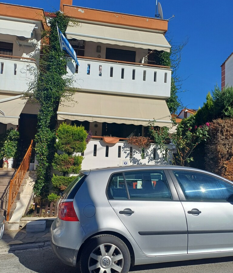 4-bedroom Maisonette In Thermi, Greece (118 M²)