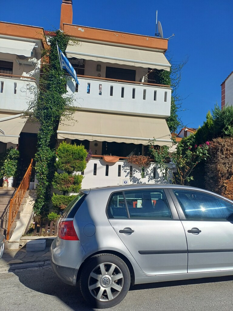 4-bedroom Maisonette In Thermi, Greece (118 M²)