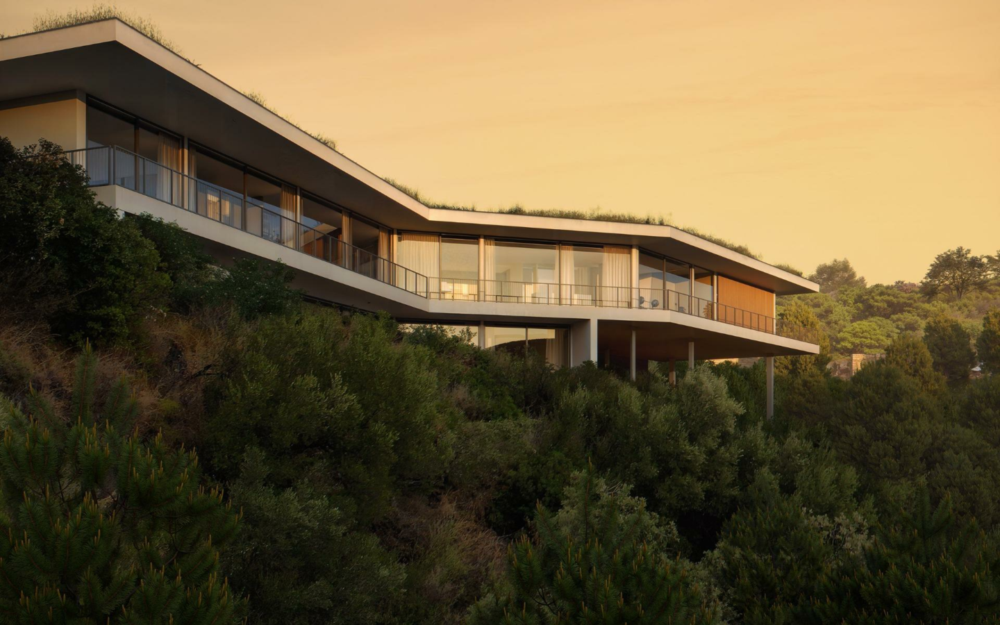 5-bedroom Villa In Benahavis, Spain (975 M²)
