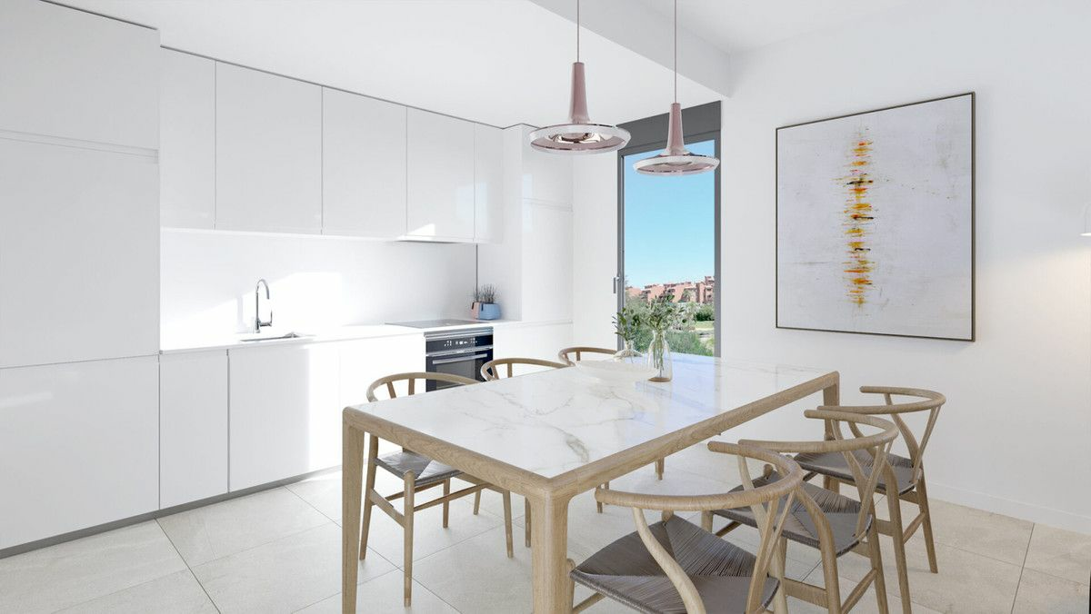 2-bedroom Apartment In Estepona, Spain (86 M²)