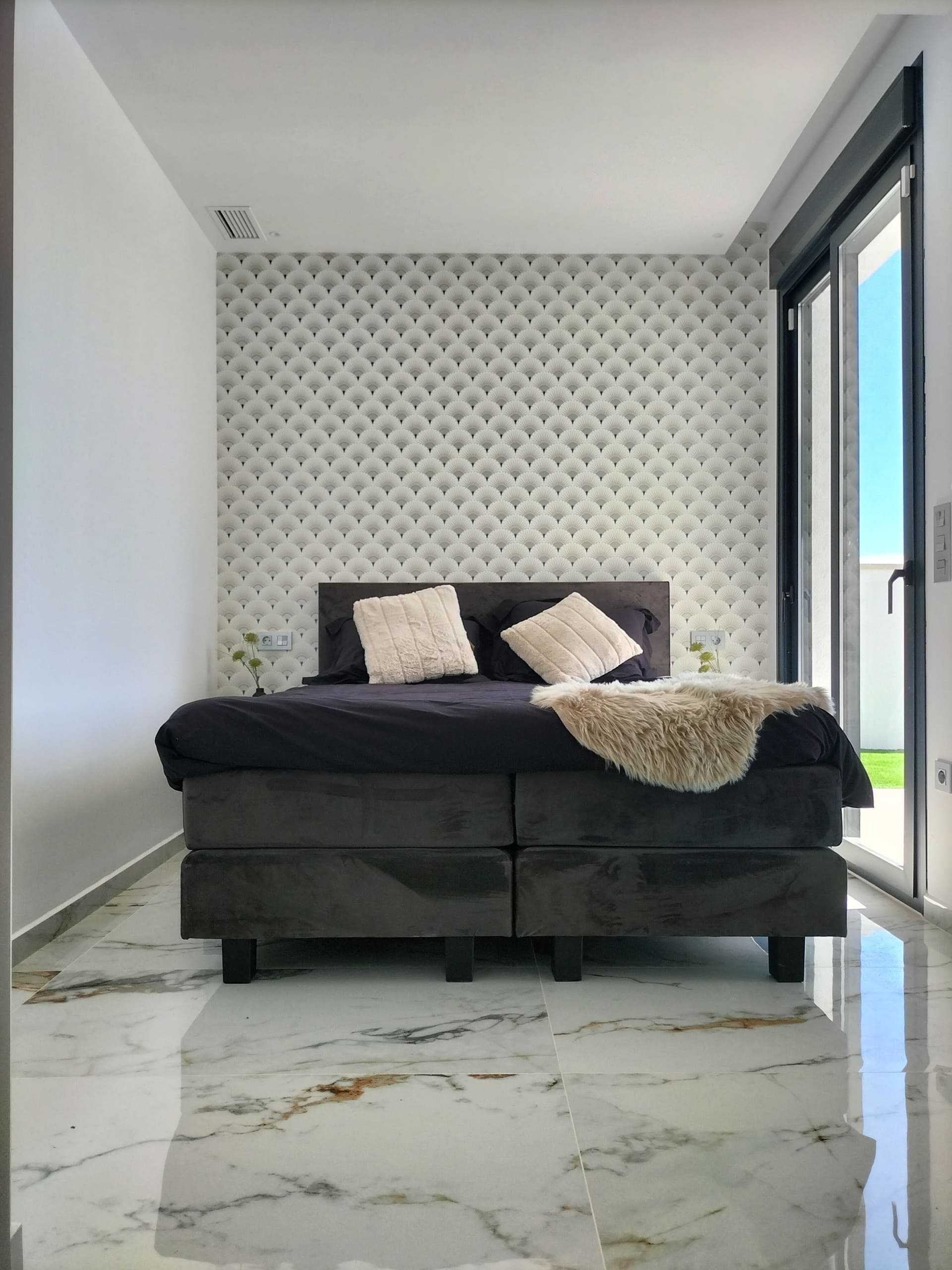 3-bedroom Villa In Pilar De La Horadada, Spain (205 M²)