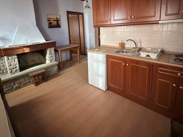 Hotel In Konitsa, Greece (310 M²)