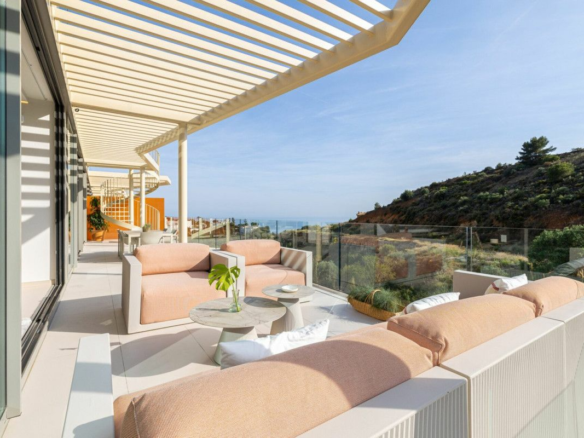 3-bedroom Apartment In Mijas, Spain (130 M²)