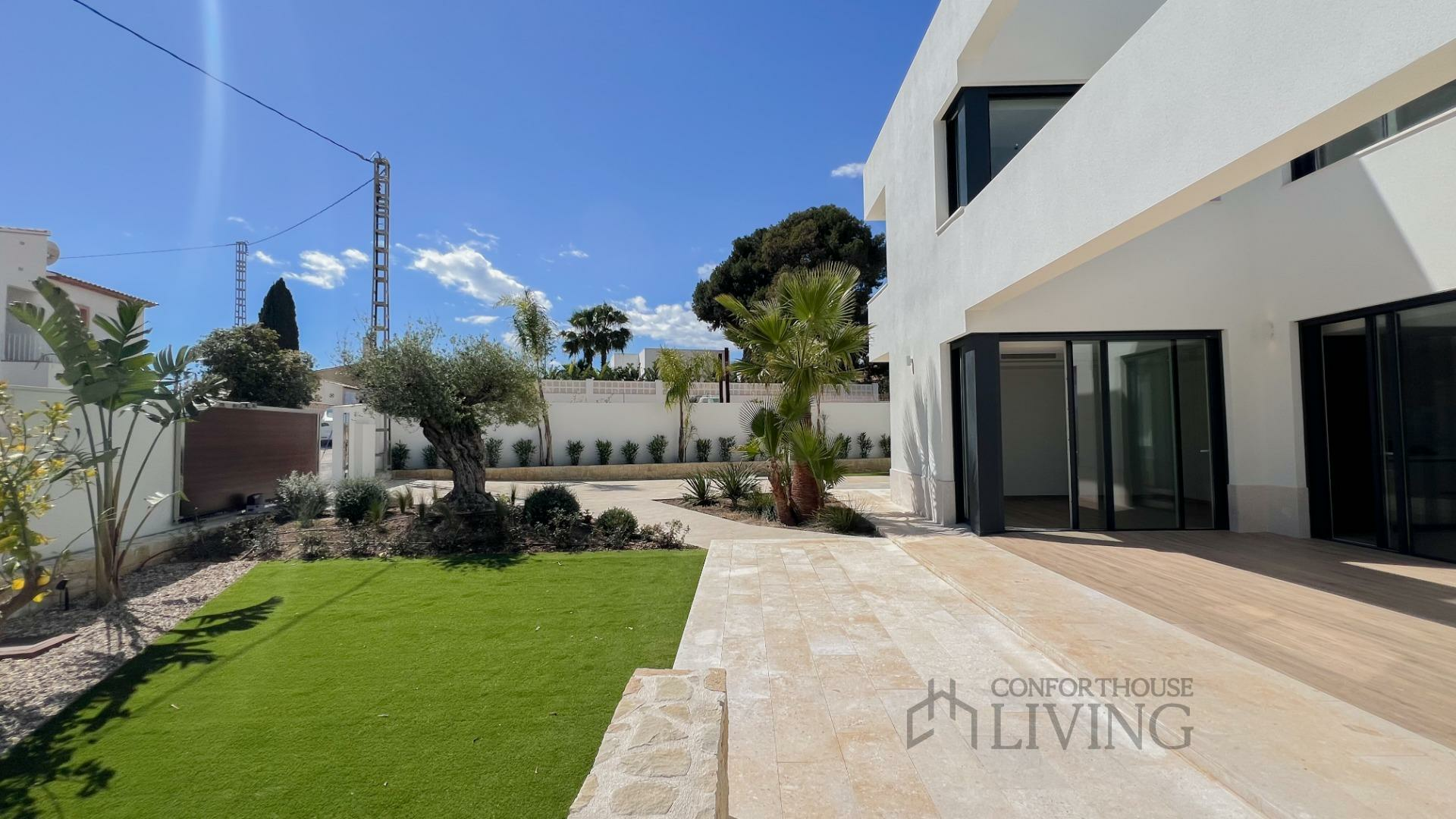 4-bedroom Villa In Benissa, Spain (615 M²)
