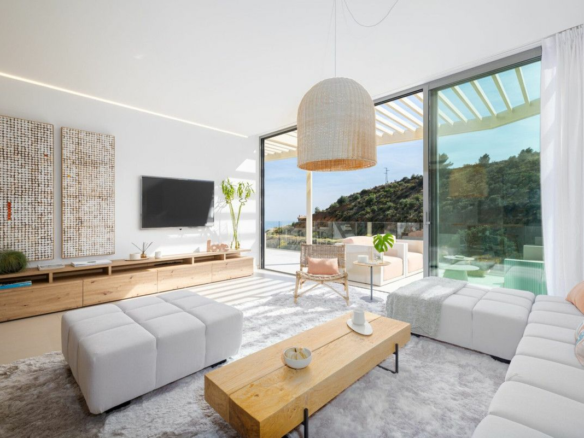 3-bedroom Apartment In Mijas, Spain (130 M²)