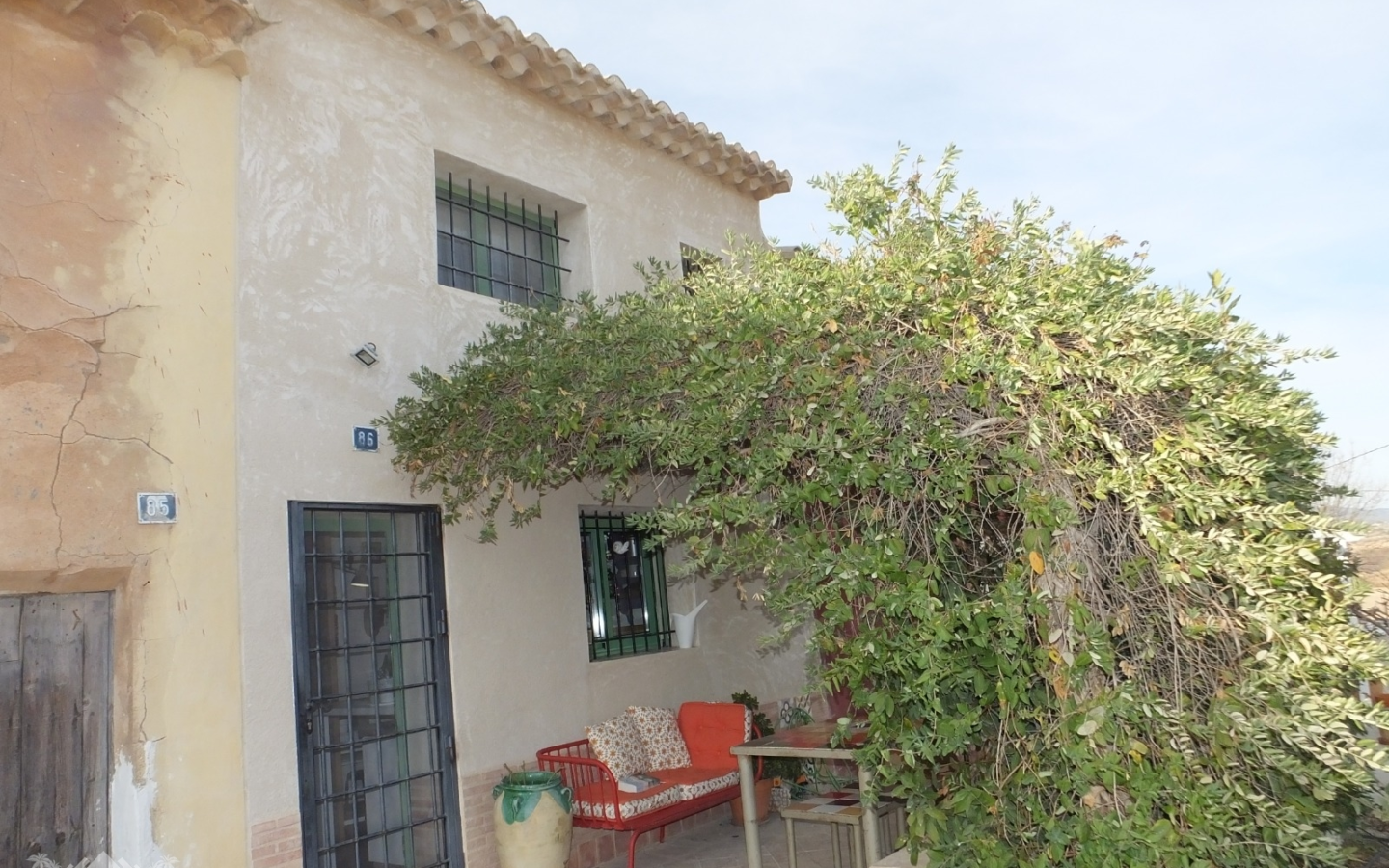 3-bedroom Country House In Pinoso, Spain