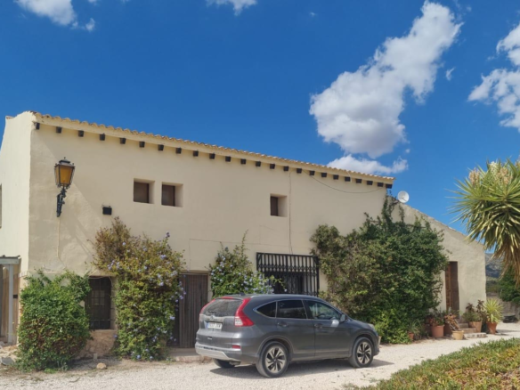 6-bedroom Country House In Lel, Spain (484 M²)