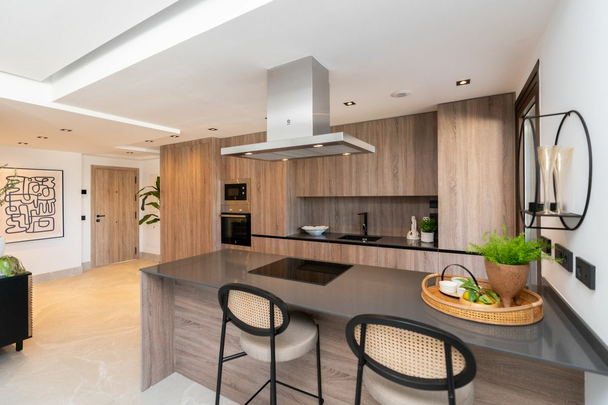 3-bedroom Apartment In Istan, Spain (110 M²)