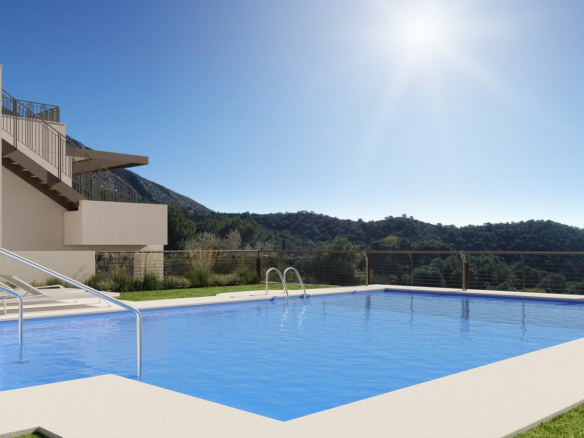 3-bedroom Apartment In Istan, Spain (109 M²)