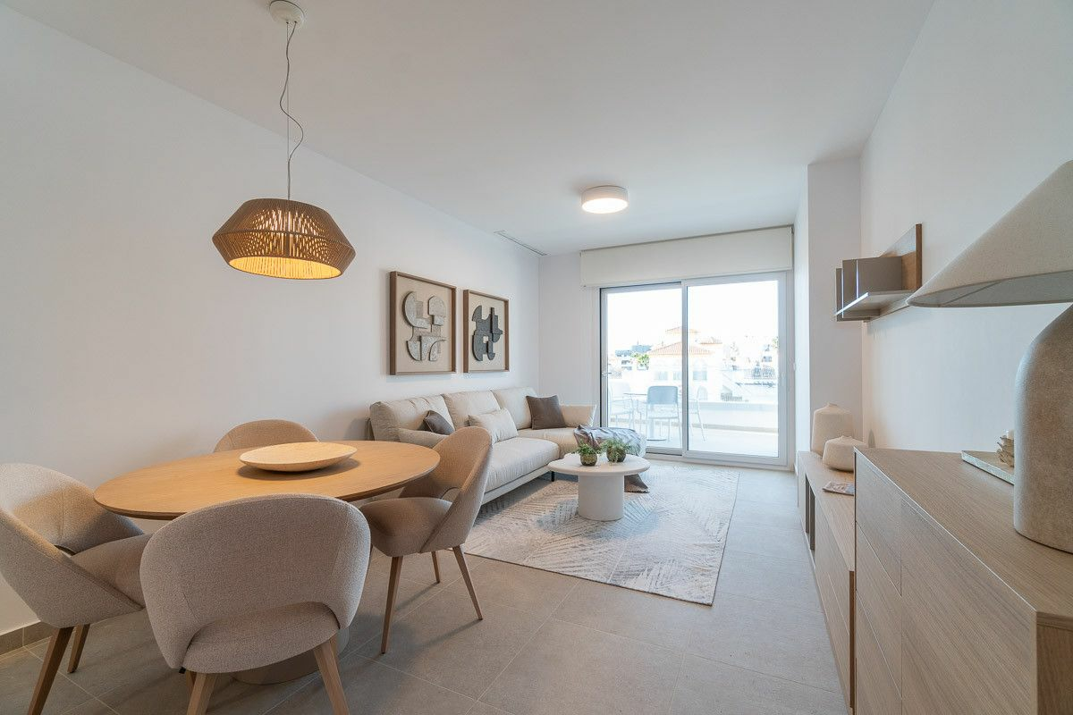 3-bedroom Apartment In Orihuela Costa, Spain (95 M²)