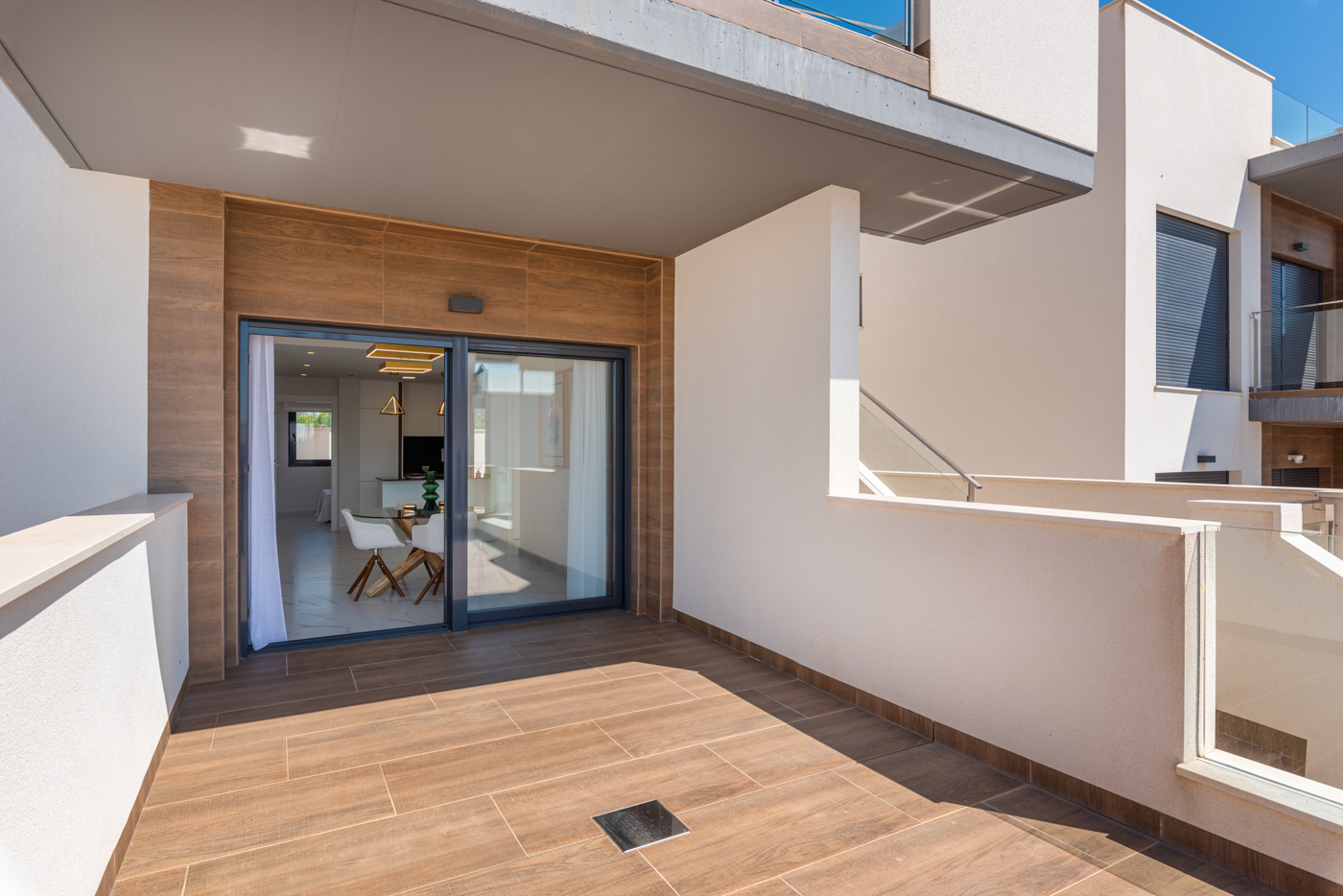 2-bedroom Bungalow In San Miguel De Salinas, Spain (163 M²)