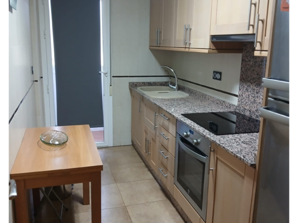 3-bedroom Apartment In Pinoso, Spain (70 M²)