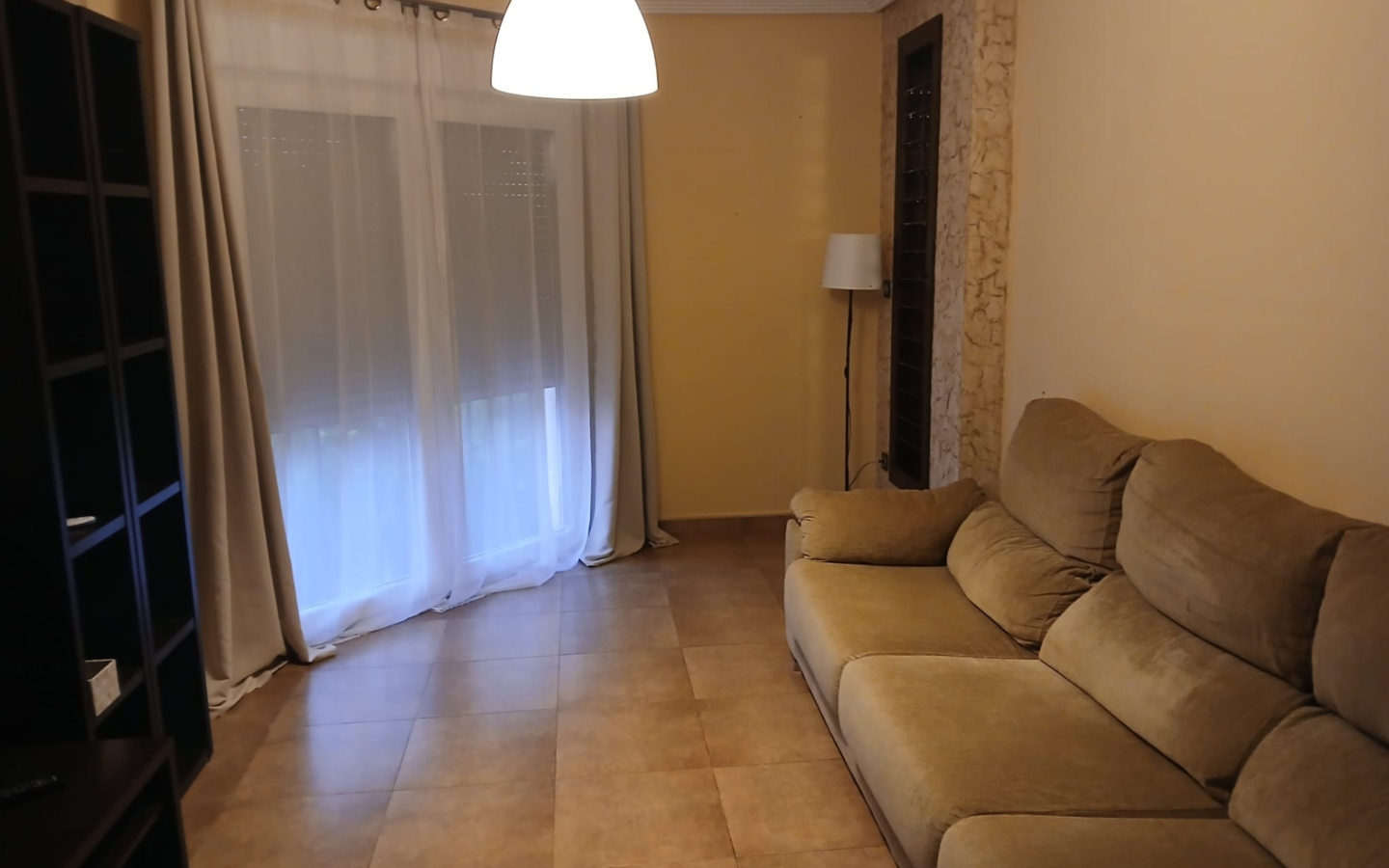 3-bedroom Apartment In Pinoso, Spain (70 M²)