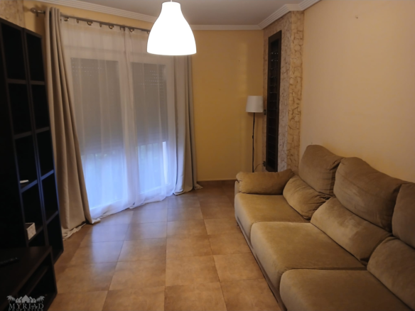 3-bedroom Apartment In Pinoso, Spain (70 M²)
