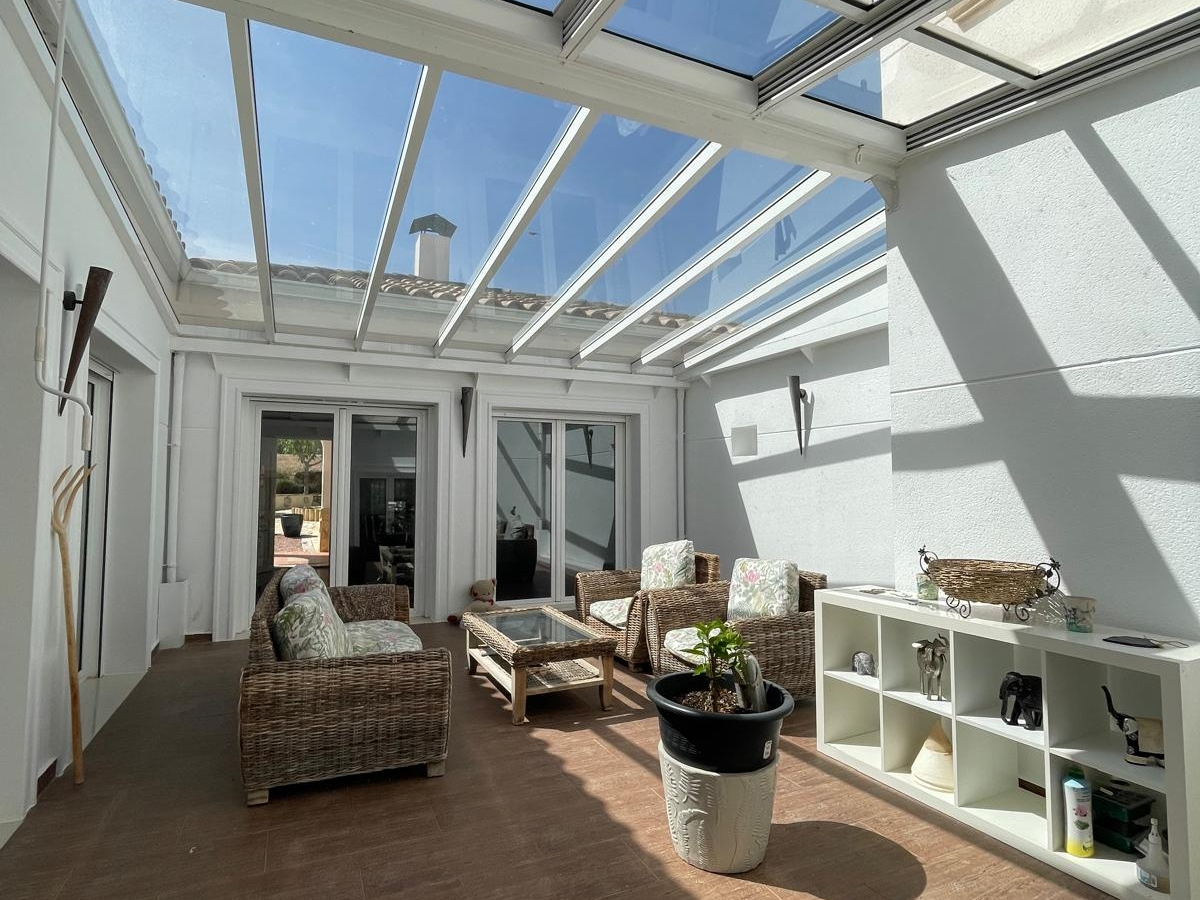 6-bedroom Detached Villa In Pinoso, Spain (453 M²)