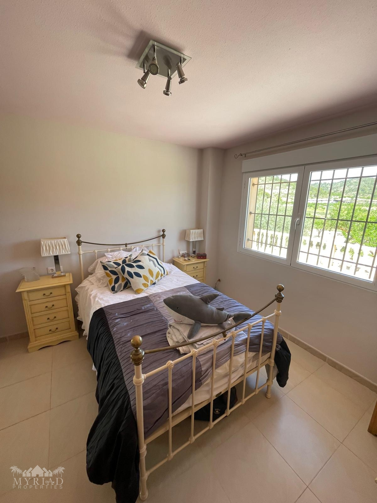 6-bedroom Detached Villa In Pinoso, Spain (453 M²)
