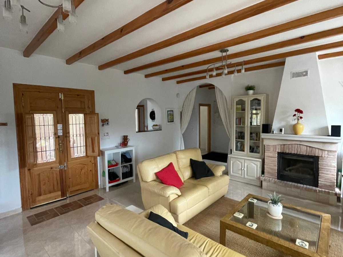 4-bedroom Detached Villa In Fortuna, Spain (140 M²)