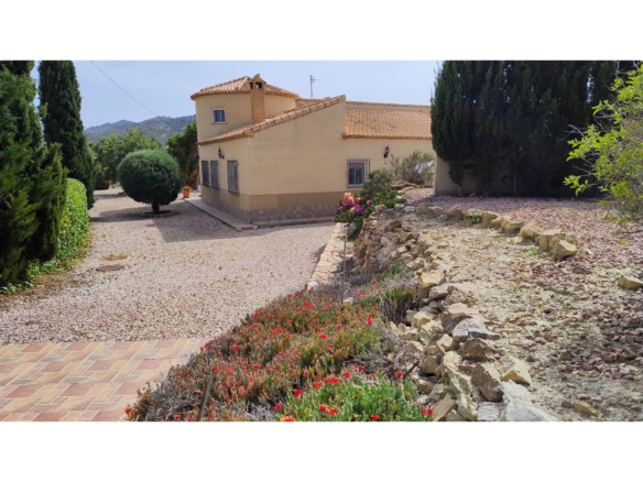 4-bedroom Detached Villa In Fortuna, Spain (140 M²)