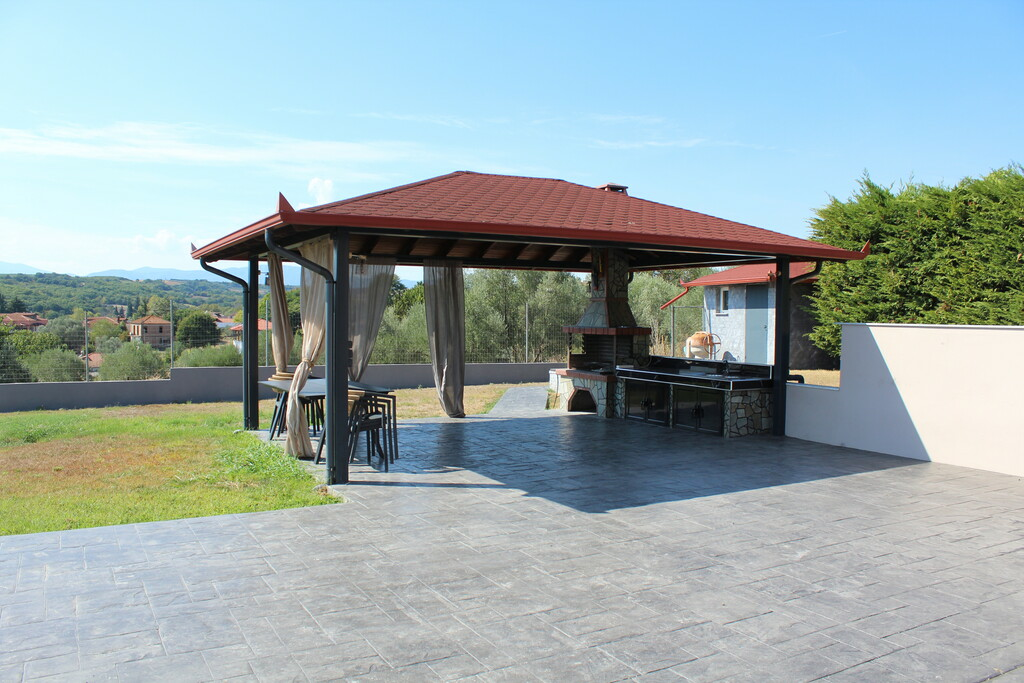 4-bedroom Detached House In Katerini, Greece (220 M²)