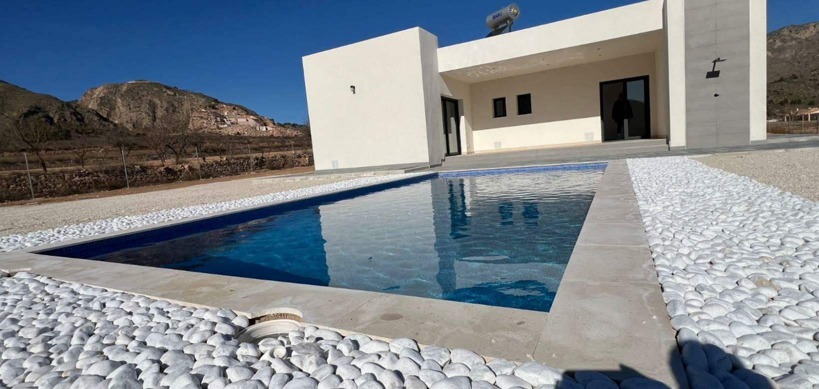 3-bedroom Villa In Hondón De Las Nieves, Spain (168 M²)