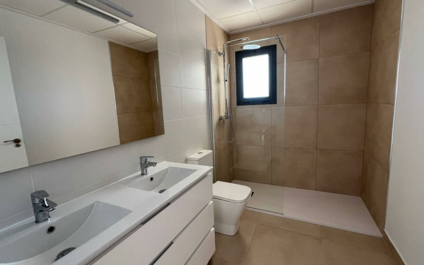 3-bedroom Villa In Jumilla, Spain (168 M²)