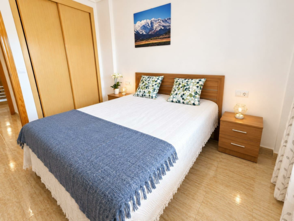 2-bedroom Flat In Los Alcázares, Spain (84 M²)