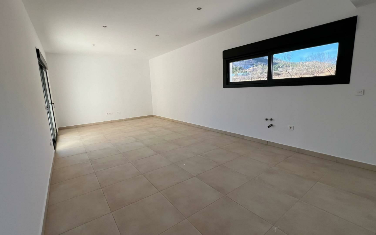 3-bedroom Villa In Hondón De Las Nieves, Spain (168 M²)