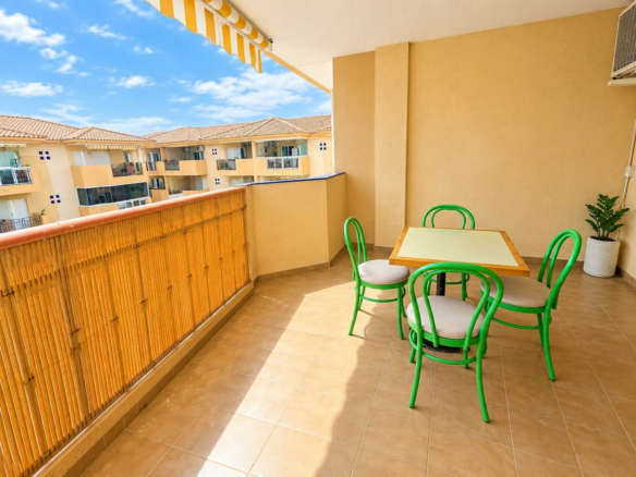2-bedroom Flat In Los Alcázares, Spain (84 M²)