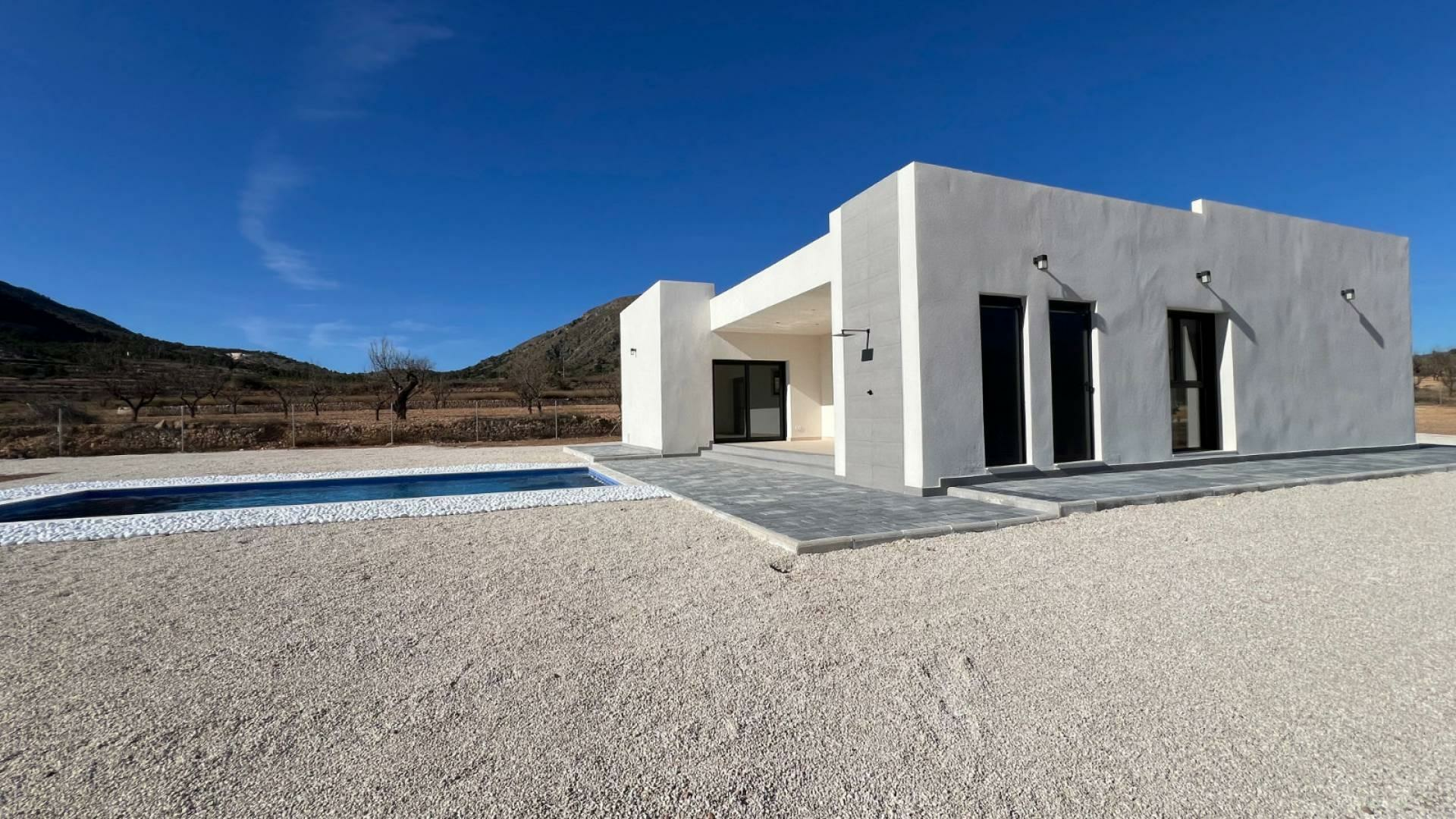 3-bedroom Villa In Hondón De Las Nieves, Spain (168 M²)