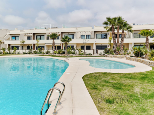 2-bedroom Ground Floor In Torrevieja, Spain (131 M²)