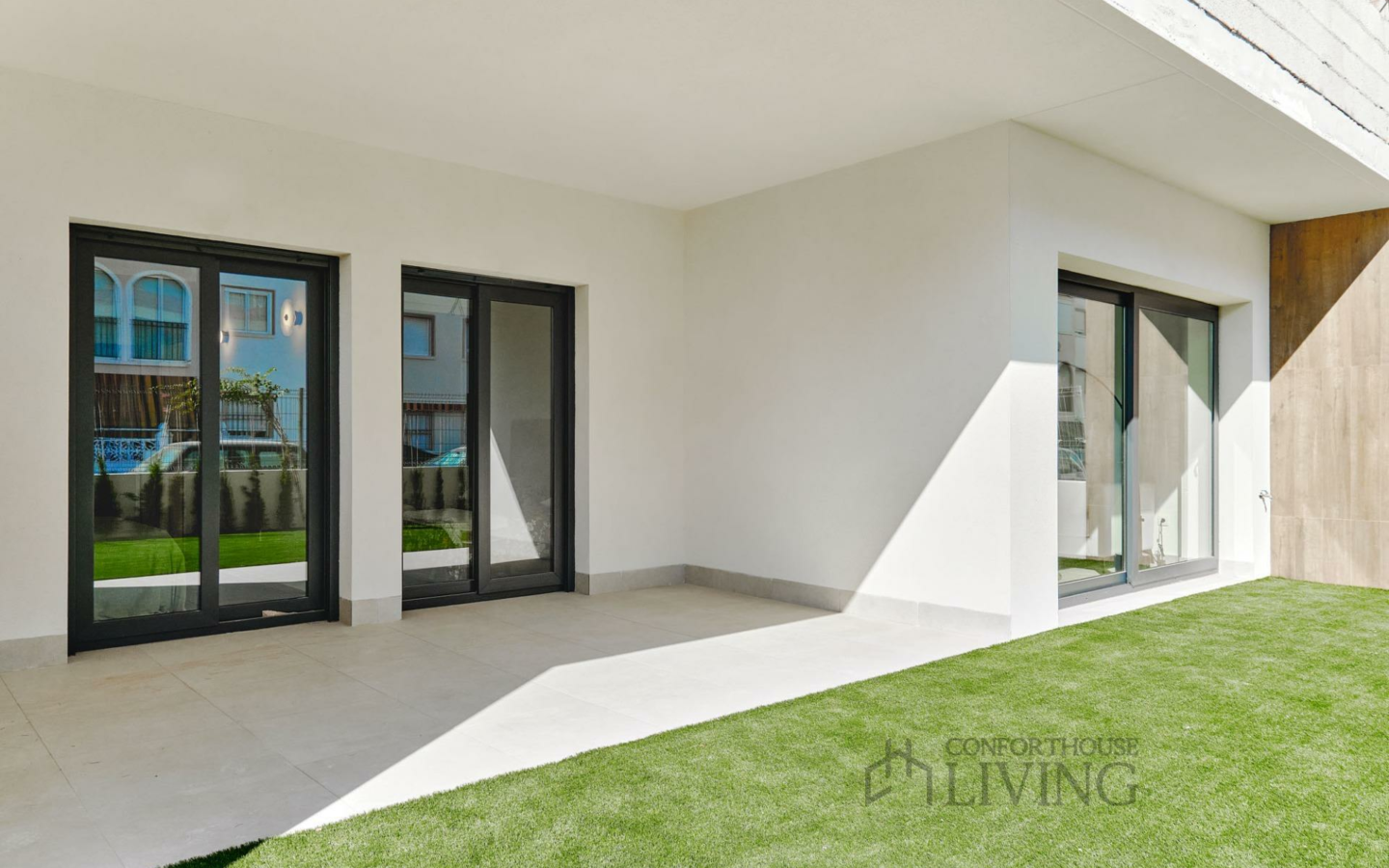 2-bedroom Ground Floor In Torrevieja, Spain (131 M²)