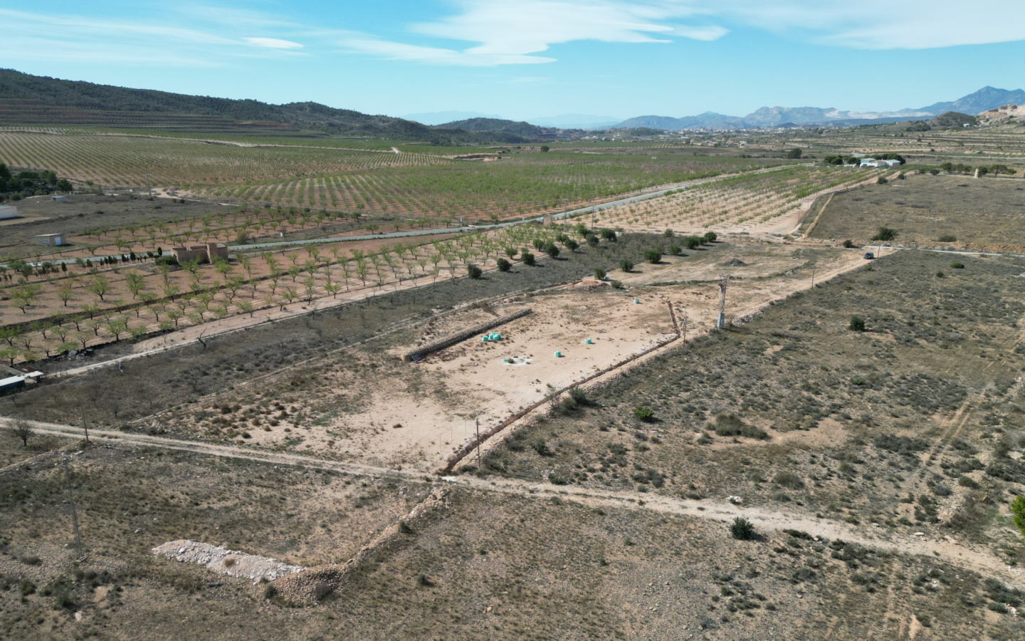 Land In Hondón De Los Frailes, Spain (11.111 M² Plot)