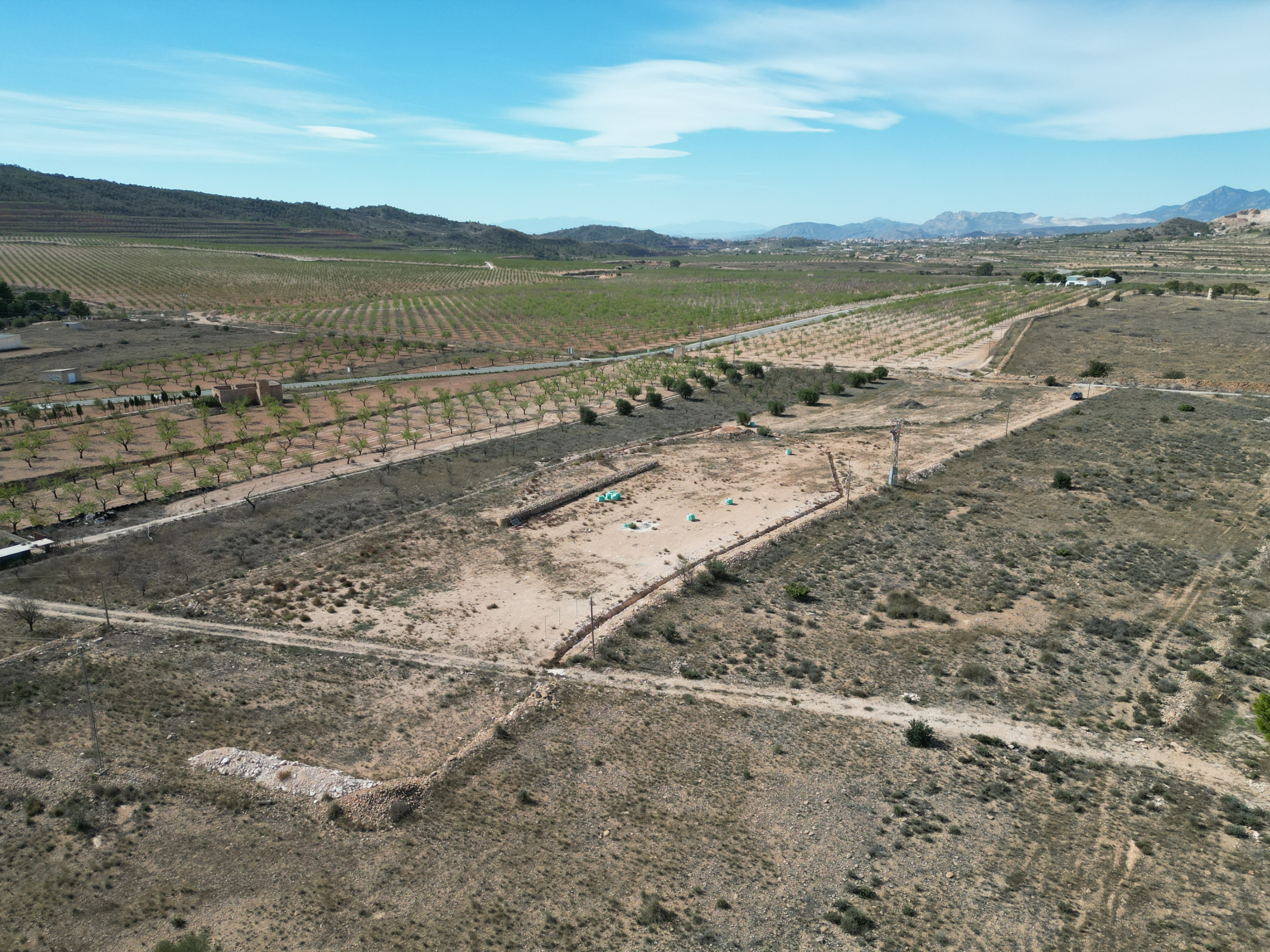 Land In Hondón De Los Frailes, Spain (11.111 M² Plot)