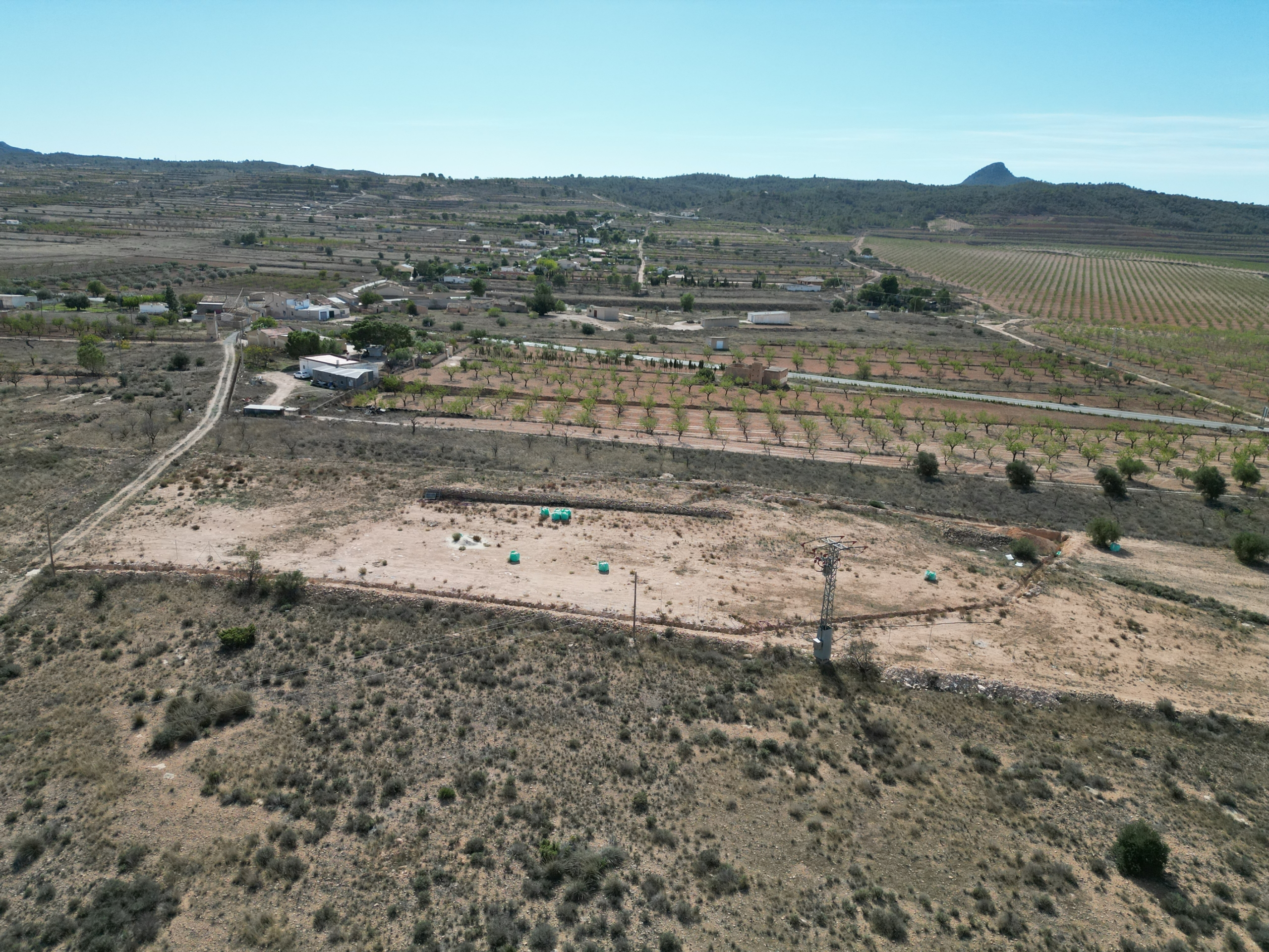 Land In Hondón De Los Frailes, Spain (11.111 M² Plot)