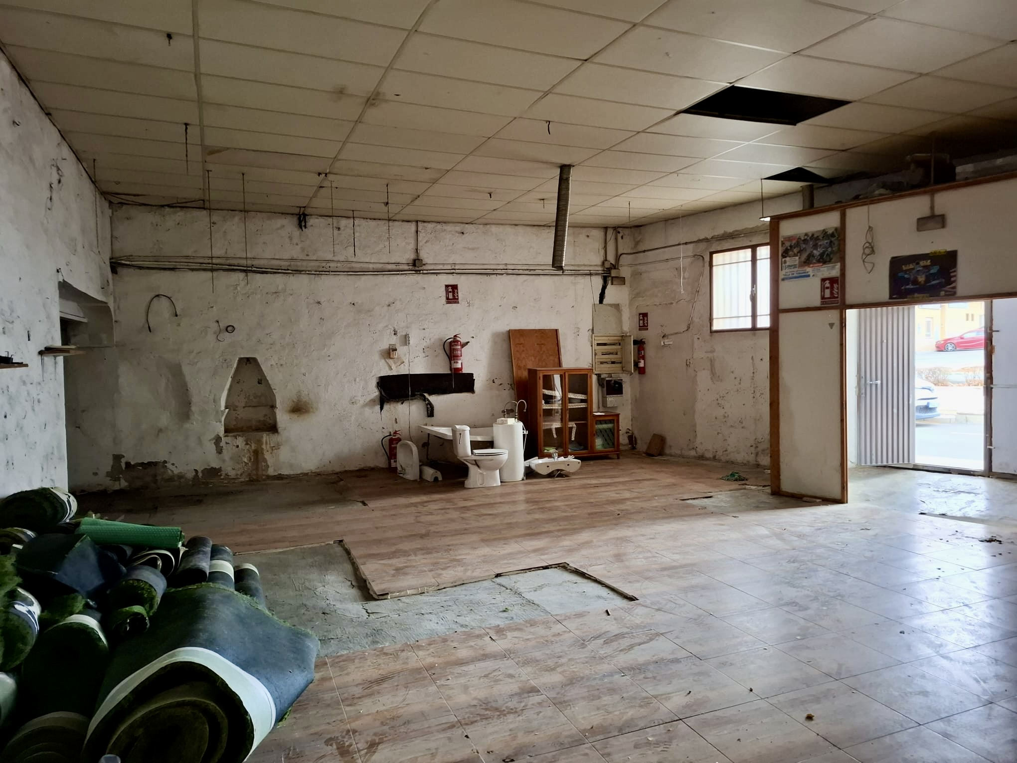 Townhouse In Pinoso, Spain (392 M²)