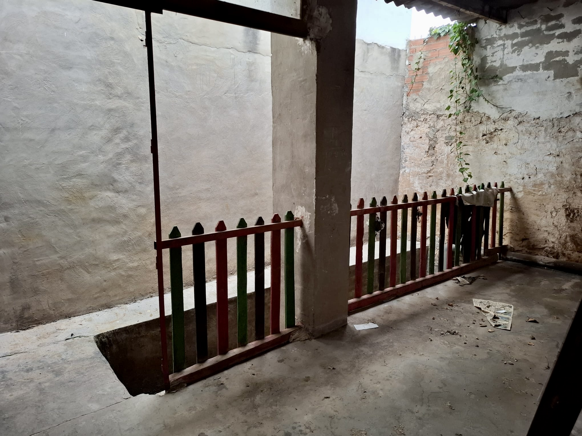 Townhouse In Pinoso, Spain (392 M²)