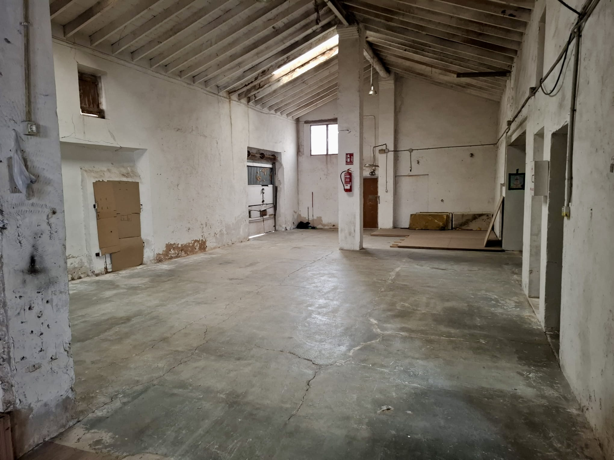 Townhouse In Pinoso, Spain (392 M²)